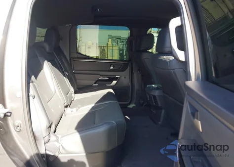 2025 Toyota Tundra Limited z USA, uszkodzony, nr VIN 5TFWA5DB9SX297313